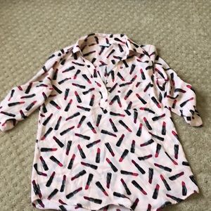 New York & Company Lipstick Print Blouse XSmall